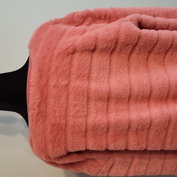 Steve Madden super soft sweater - Picture 6 of 9